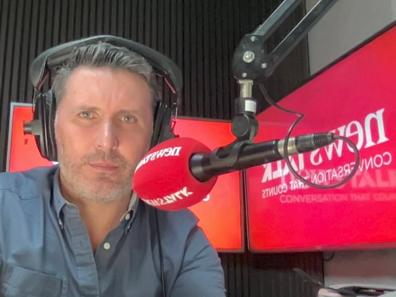  Jonathan Healy on AIB staff unhappy working in the office