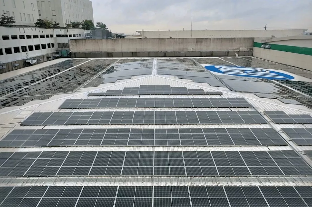 SM unveils Philippines’ largest rooftop solar panel system in a commercial building