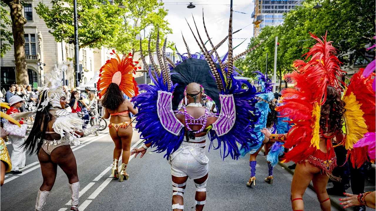 Danzatori in parata per il Carnevale di Rotterdam
