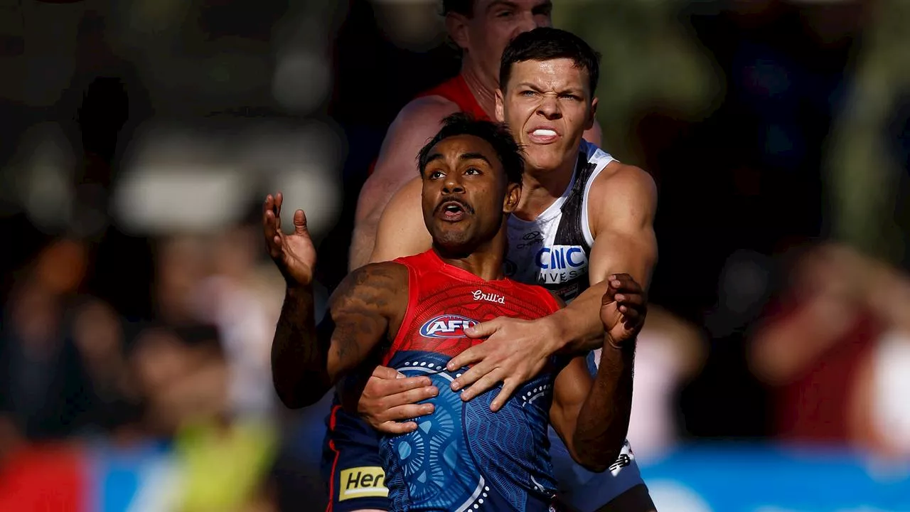 LIVE AFL: Saints, Dees desperate to bounce back amid wholesale changes