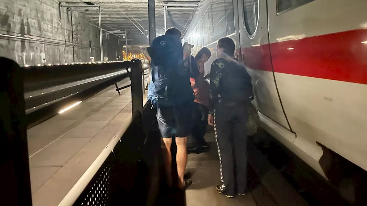 Evakuierung nach ICE-Stopp - 'Gefangen im Dunkeln' – Wiener schildert Tunnel-Schock