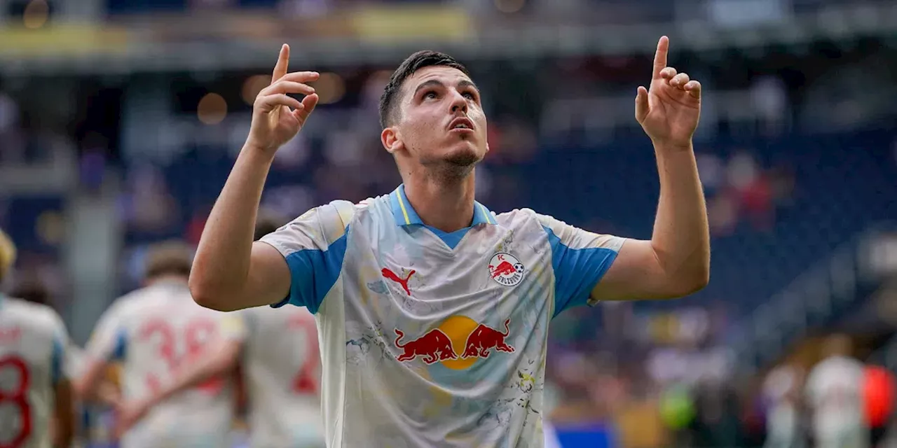 Ajax-target lijkt transfer te onthullen: 'Enthousiast om bij Ajax te gaan spelen'