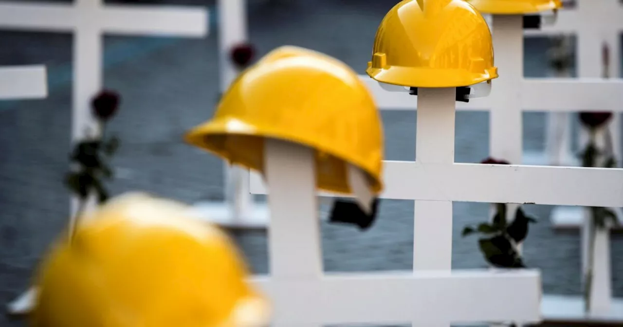 Un operaio 61enne è morto travolto dal crollo di un muro durante dei lavori di demolizione