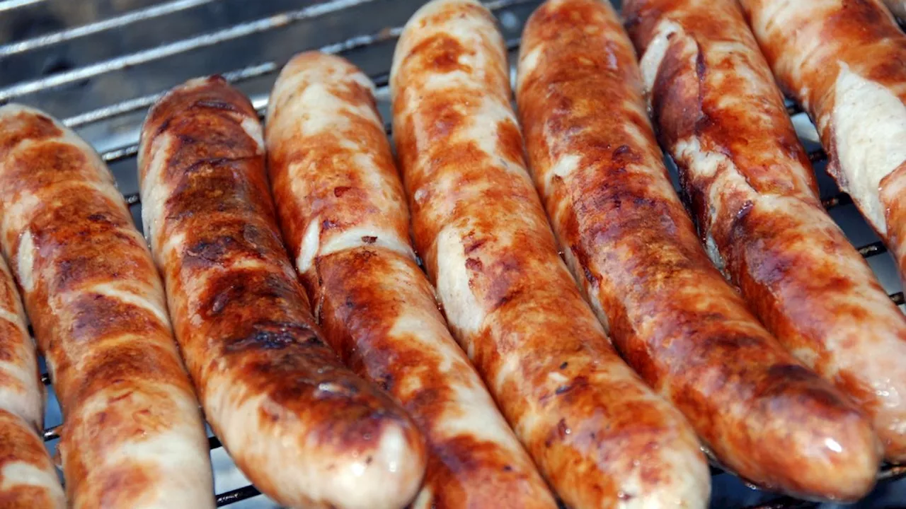  Bratwurst zu teuer – da ruft 18-Jähriger die Polizei