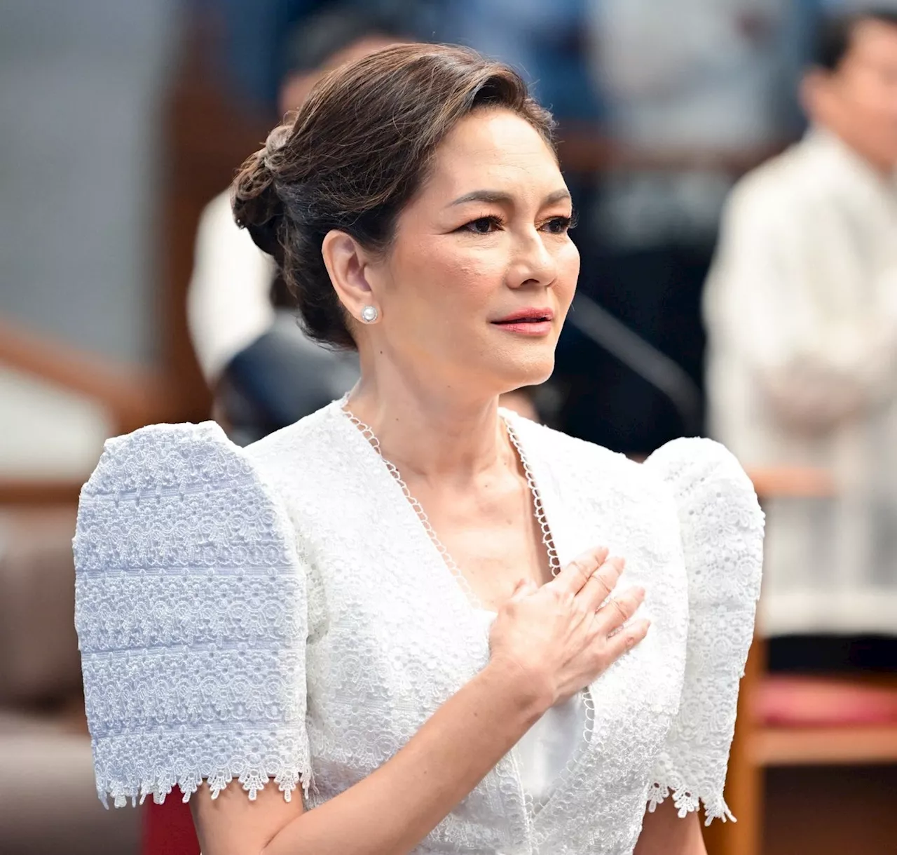 Risa Hontiveros remains in the Senate minority bloc
