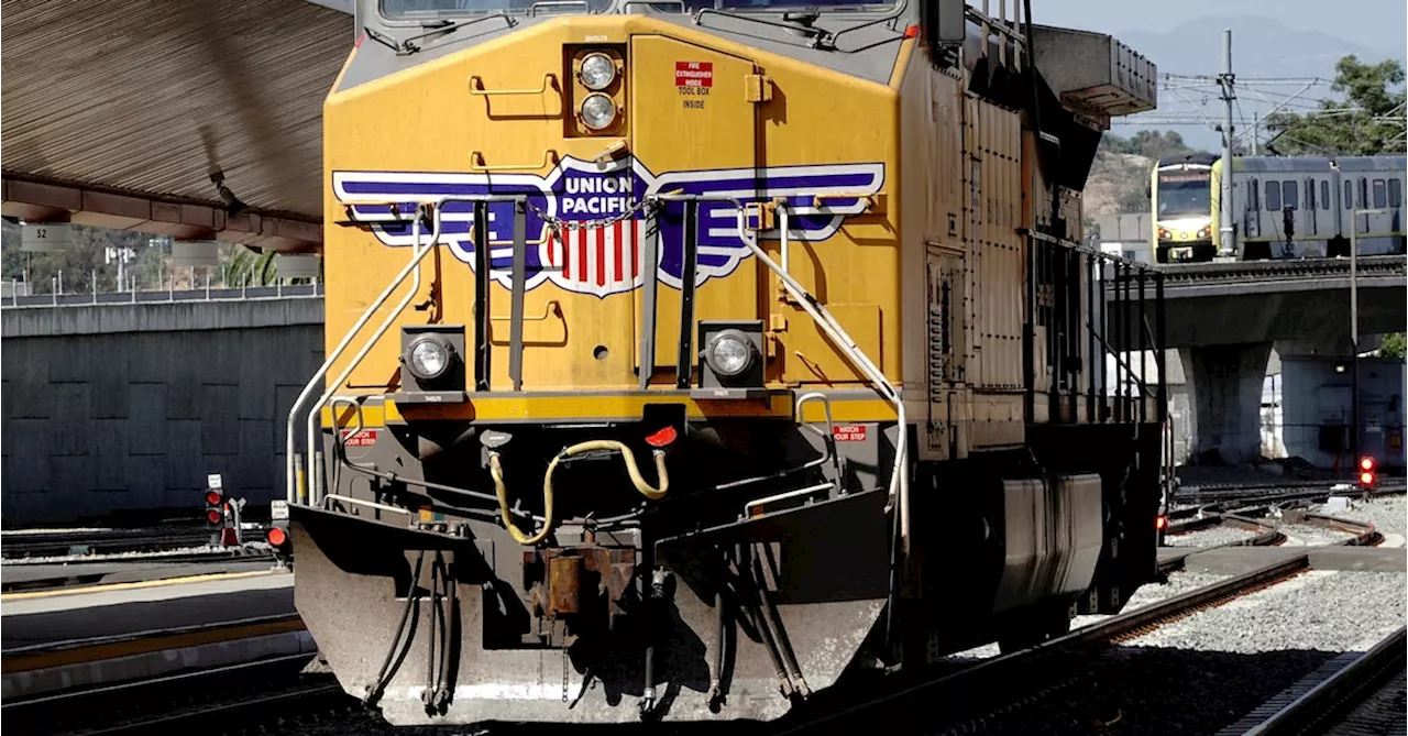 Rail deal puts America first and shareholders last