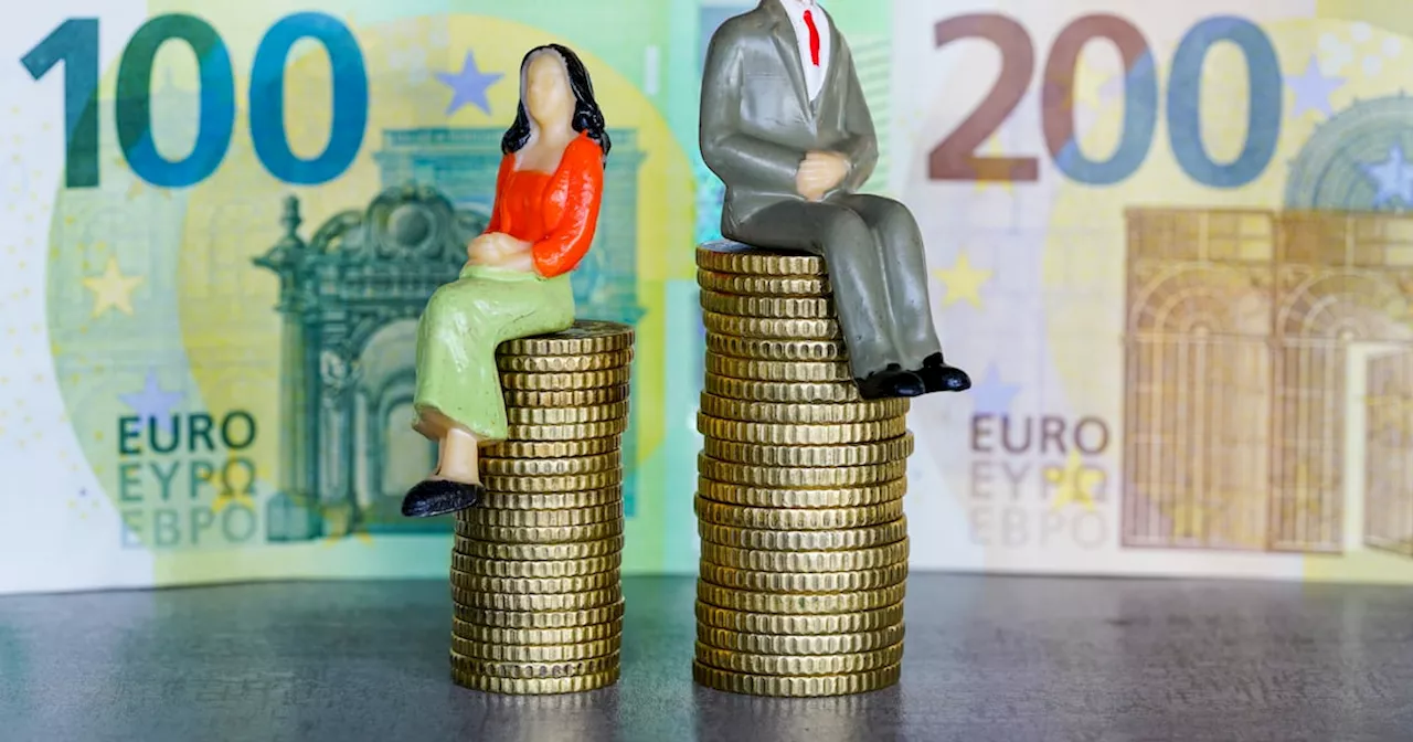 Median earnings for men almost €150 higher per week than women, CSO figures show