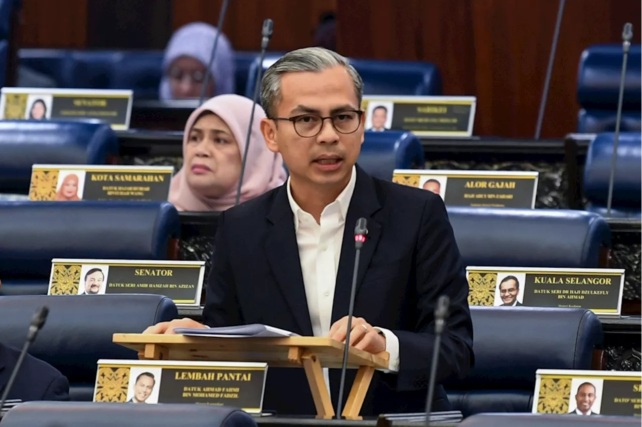 Fahmi: Putrajaya clamping down on ‘brain rot’ content, mulling strict social media age limits