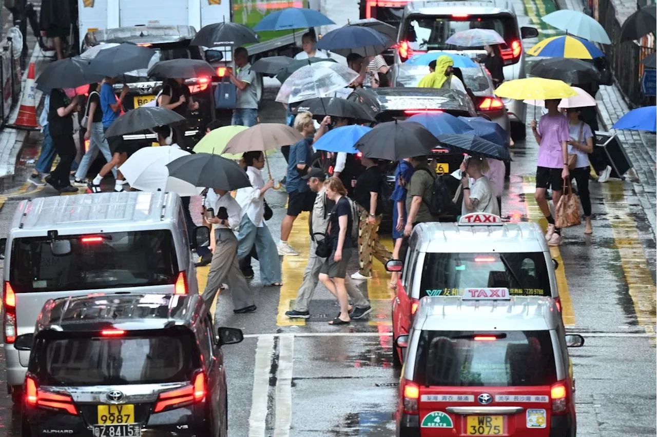 Hong Kong shuts down for second time in a week due to heavy rain