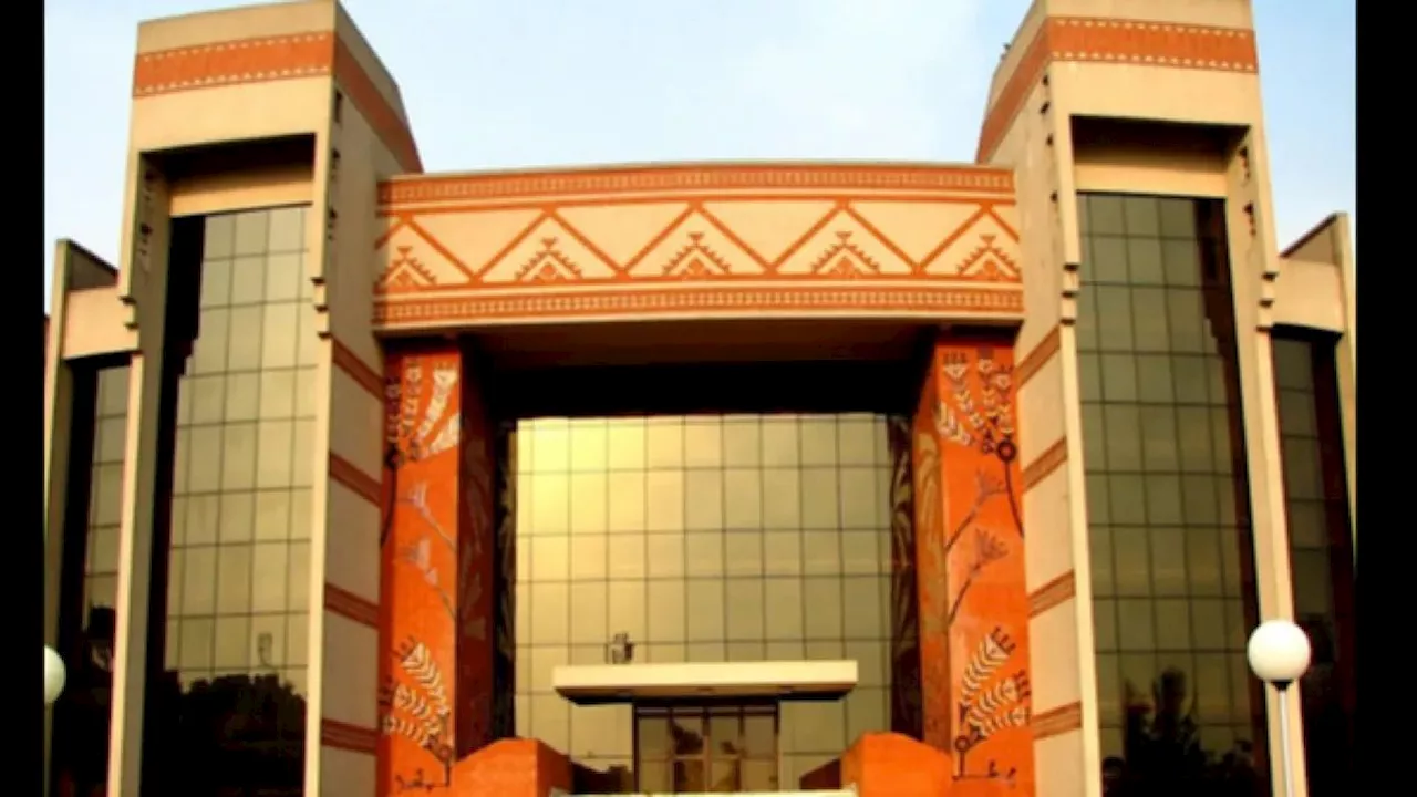 Indian Institute allows rape-accused student to resume classes