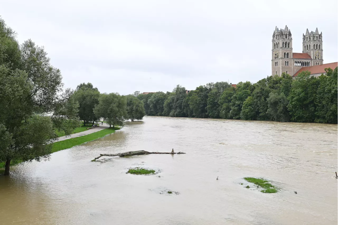 München: Isar überschreitet erste Hochwasser-Warnstufe