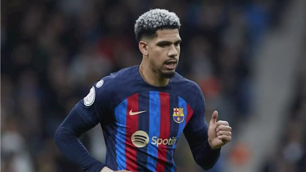 Barcellona, Araujo medita l'addio: saranno decisive le prime giornate di campionato