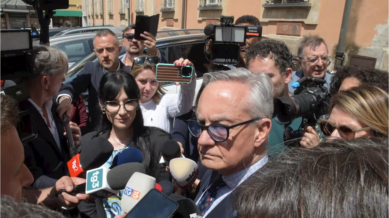 Garlasco, i consulenti della difesa di Sempio: 'Impronta confusa con segni del muro'
