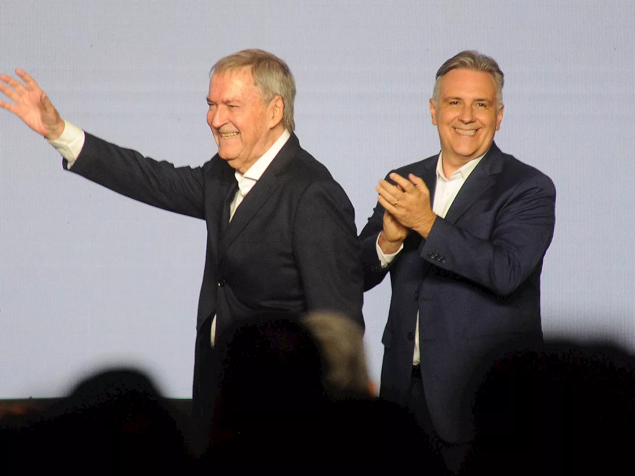 Elecciones 2025 en Argentina, EN VIVO: Juan Schiaretti renunció al PJ de Córdoba y propone que sea Martín Llaryora quien lo presida