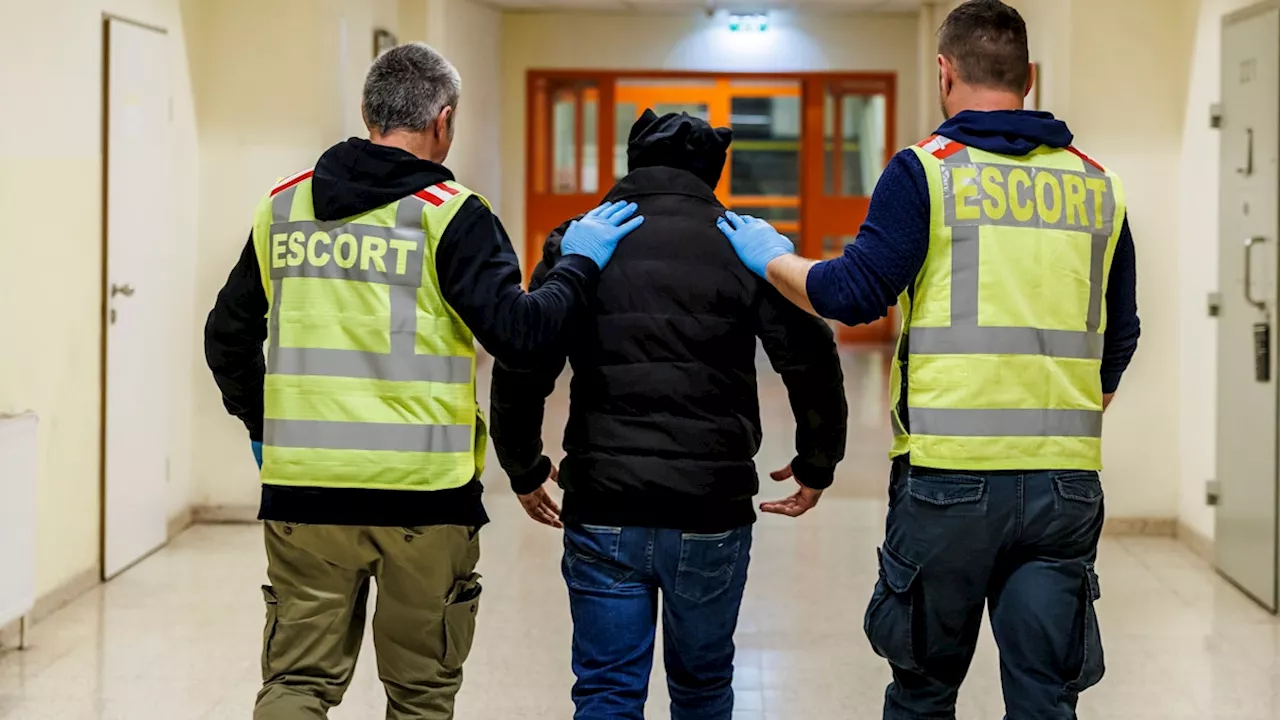 Er saß 7 Jahre im Häfn - IS-Fanatiker abgeschoben – weitere sollen folgen