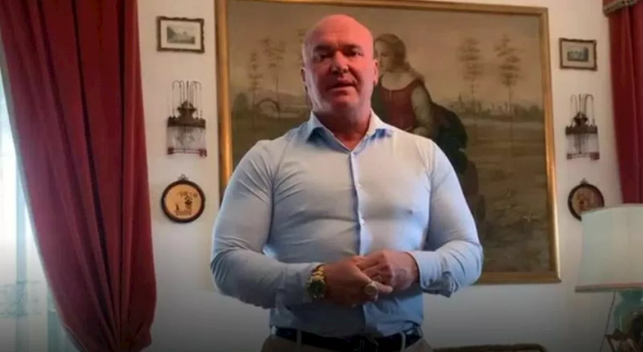 Juan Bernabè, l'ex falconiere della Lazio apre OnlyFans (e lo annuncia nudo): «Lotito mi ha rovinato, ora vedr