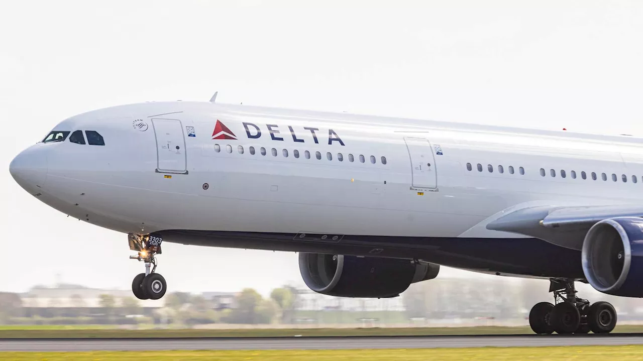 25 Onboard Delta Flight Hospitalized After Plane Faces ‘Significant Turbulence’