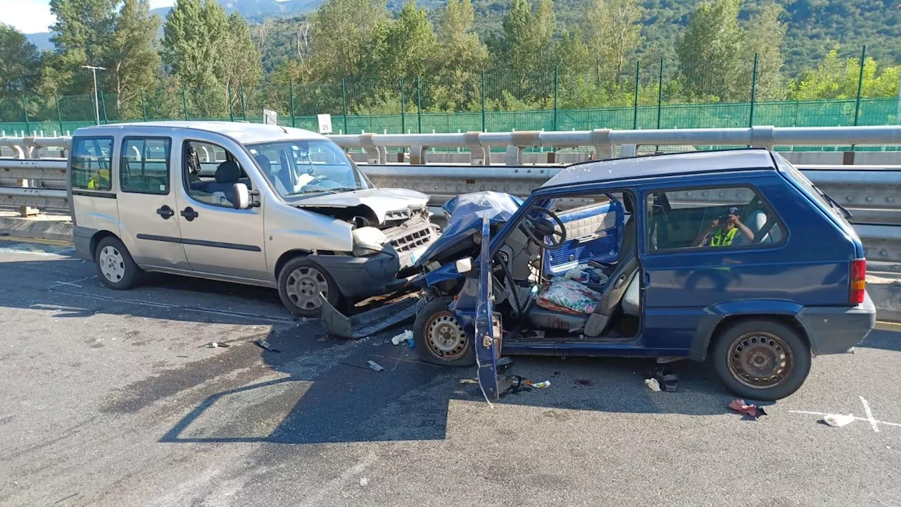 Torino-Bardonecchia, 88enne fa inversione a U in autostrada e causa un incidente mortale