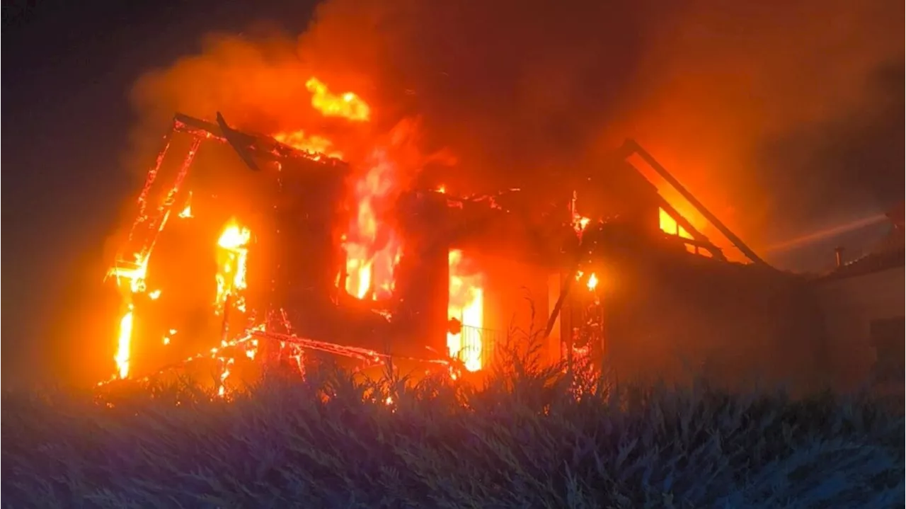 Palazzo a fuoco in una zona residenziale di Cherasco, non ci sono vittime