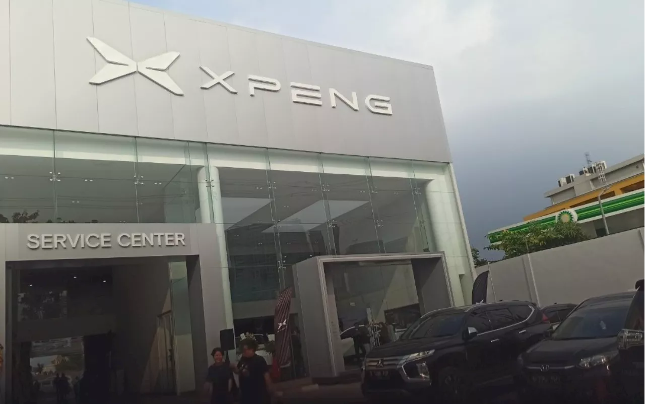 Diler Xpeng Puri Kembangan Resmi Beroperasi