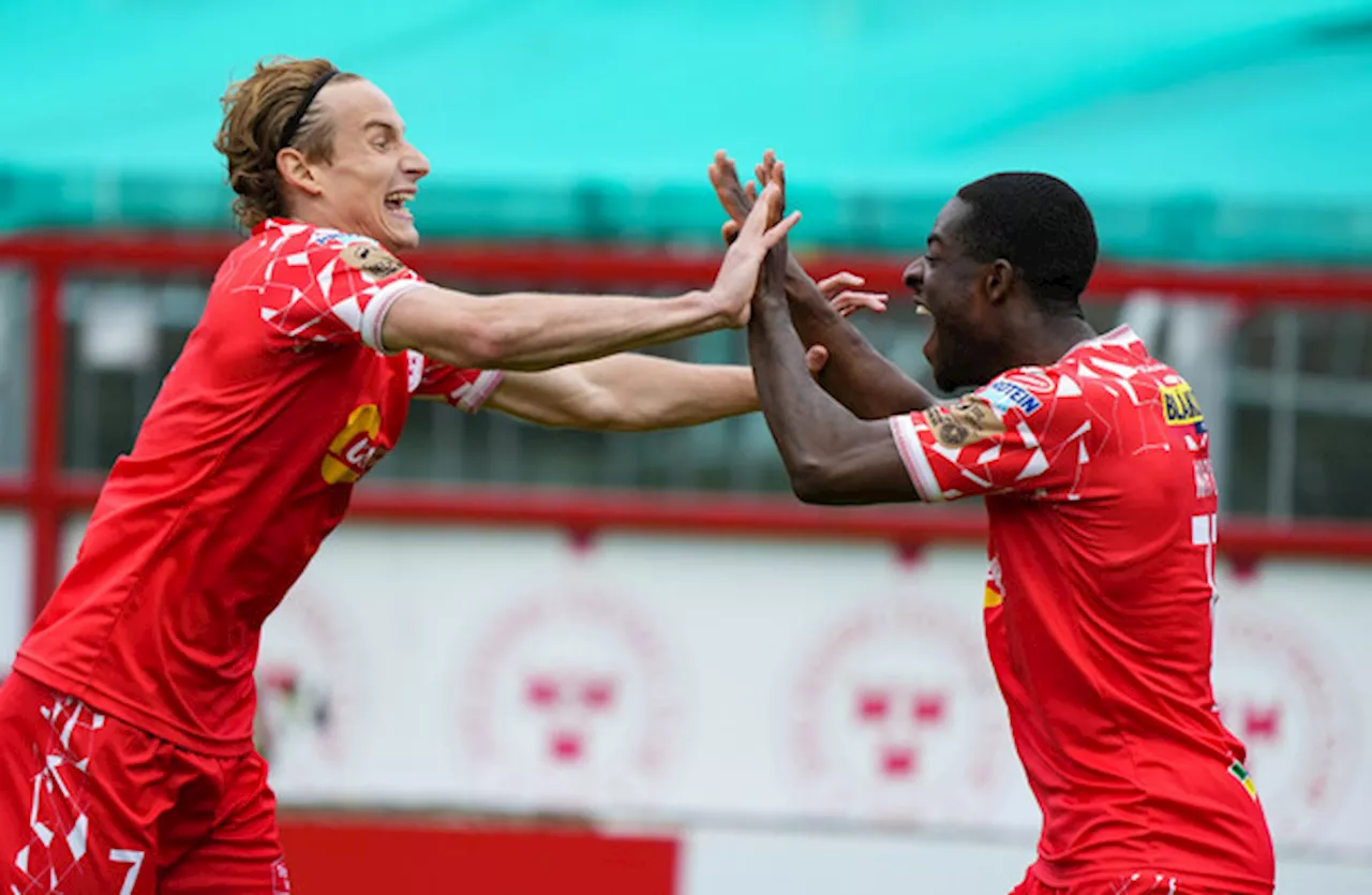 Shelbourne earn first win under O'Brien against 10-man Cork