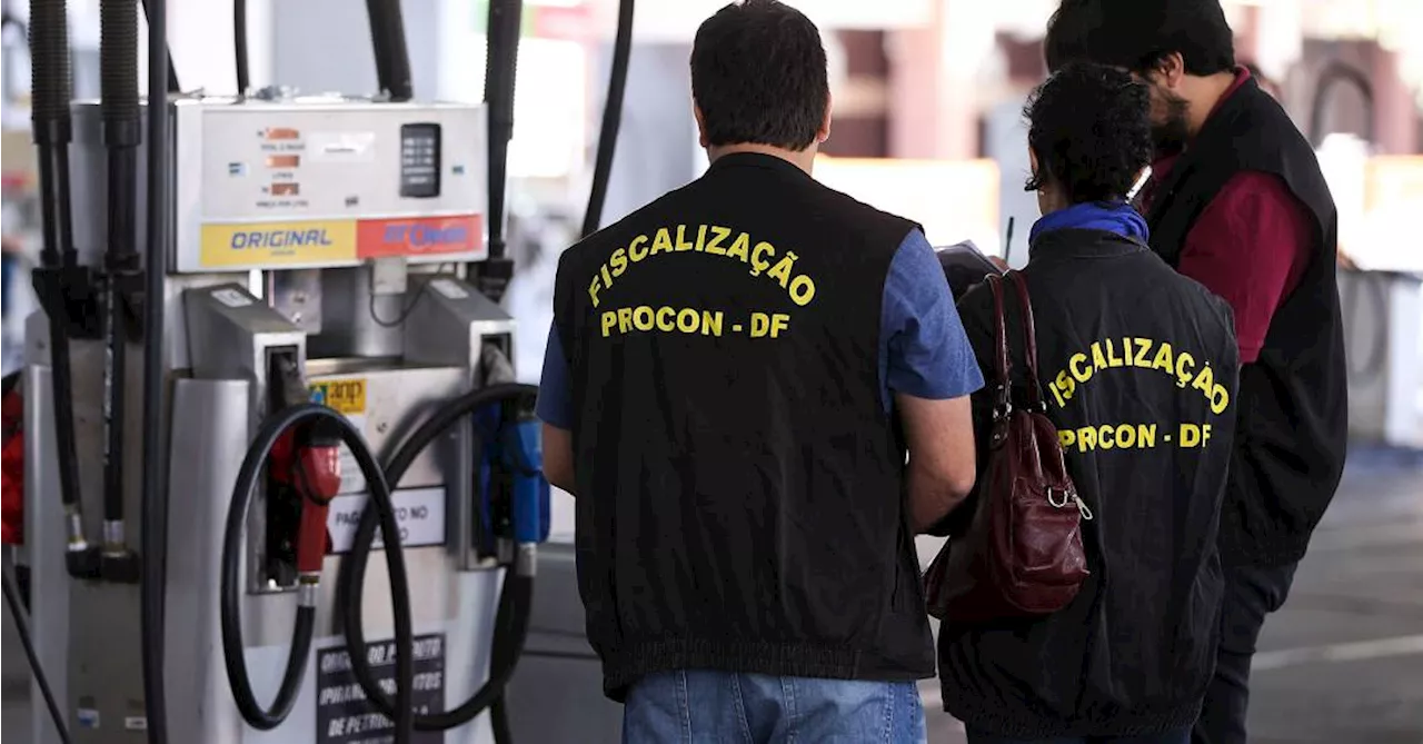 Lula quer que Polícia Federal e Procon investiguem por que combustíveis estão caros