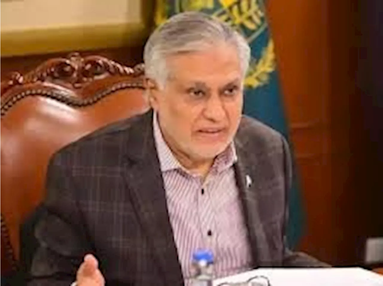 Ishaq Dar denies rumors of Nawaz Sharif’s meeting with Imran Khan in Adiala Jail
