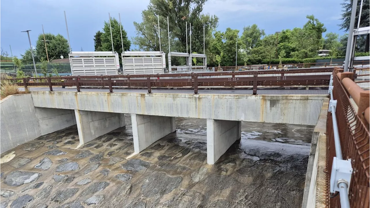 Forti nubifragi in Lombardia, attivata la vasca del fiume  Seveso che è esondato