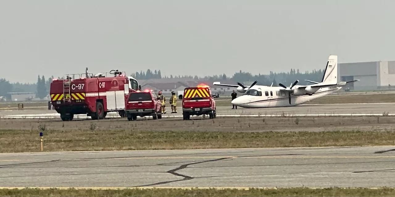 Plane heading to wildfire lands without landing gear at Fort Wainwright