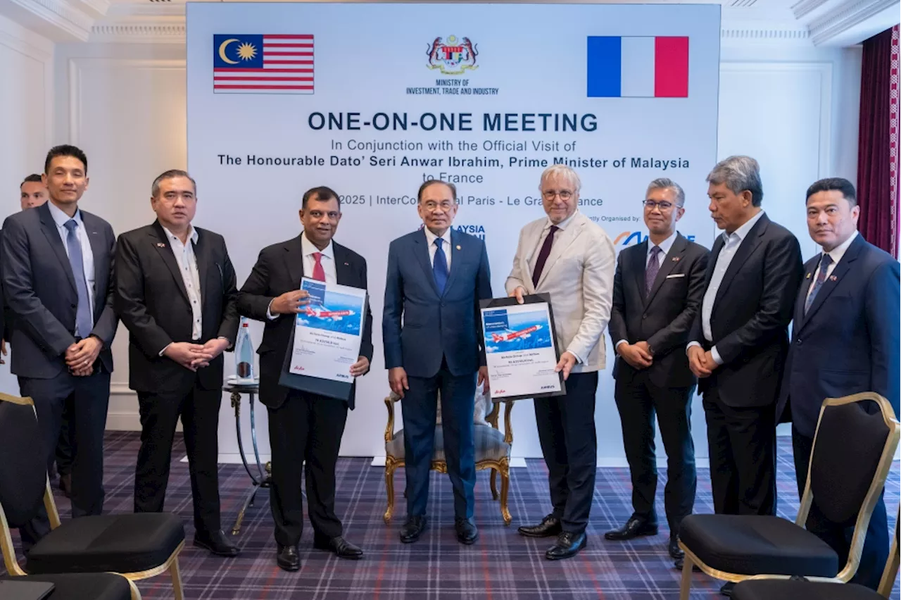 AirAsia signs RM51b deal for 50 Airbus planes, with option for 20 more, eyes first European route this year