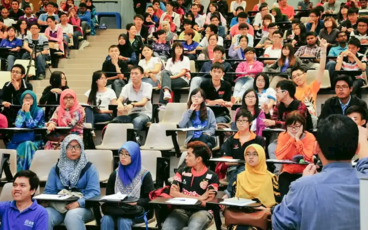 Creating Anwar’s legacy — free degree courses
