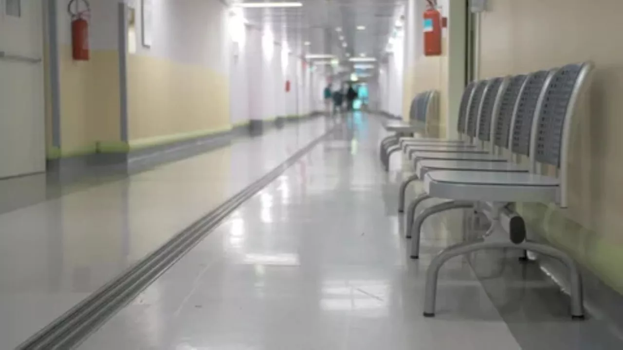 Government condemns the blocking of foreign nationals at clinics