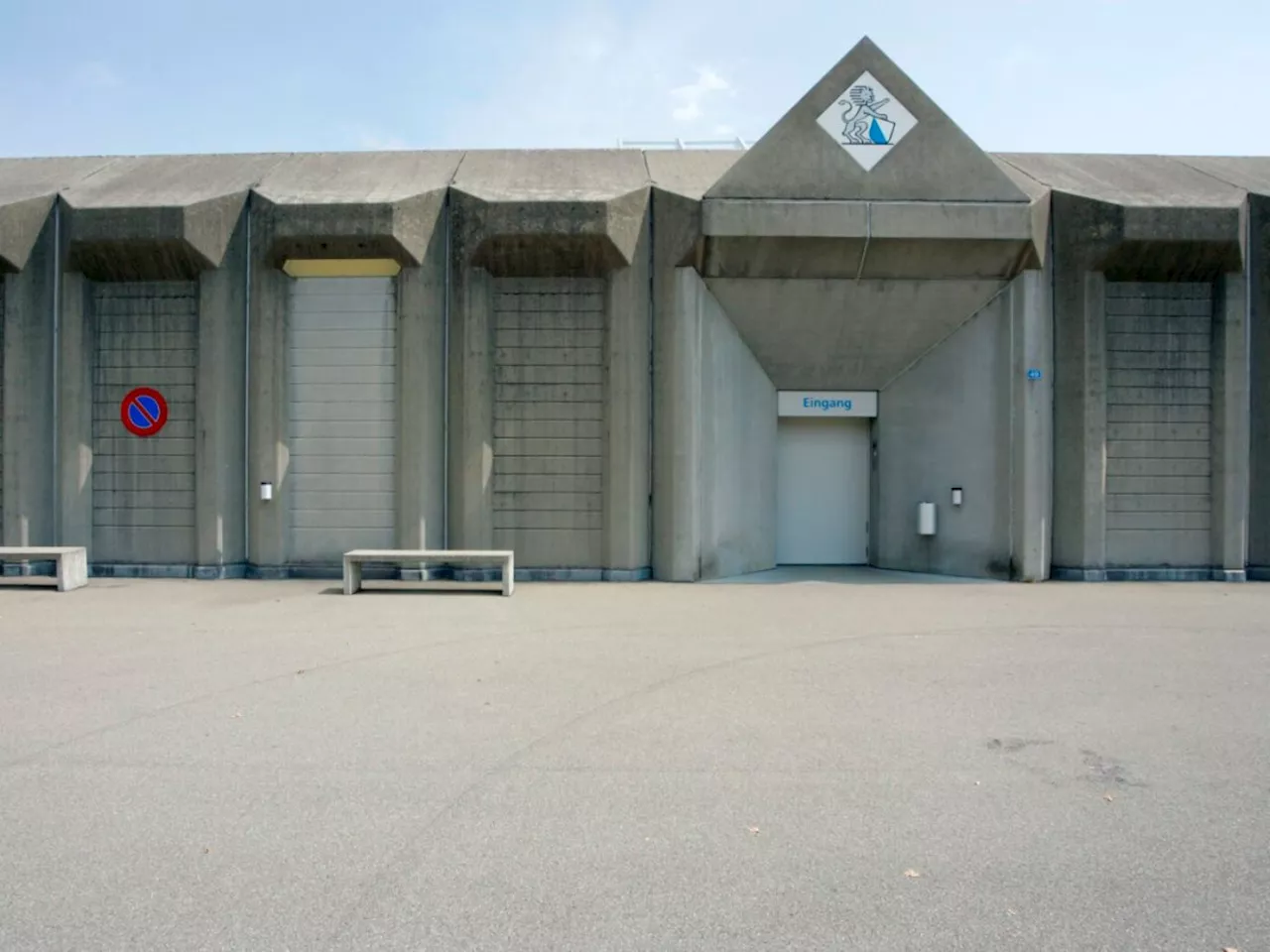 Gericht in Dielsdorf ZH spricht zwei Gefängnisaufseher frei
