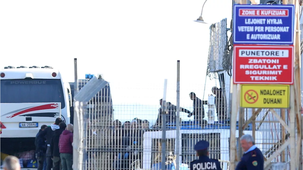 La Corte Ue: 'La valutazione sui Paesi sicuri spetta ai giudici'. Ira di Meloni