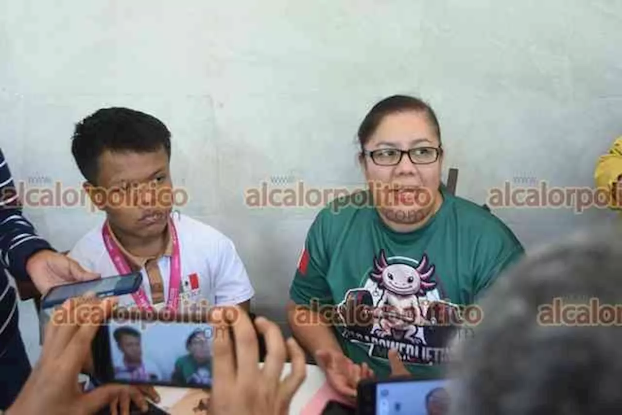 Daniel, atleta xalapeño de talla baja, busca apoyo para acudir a competencia en Egipto