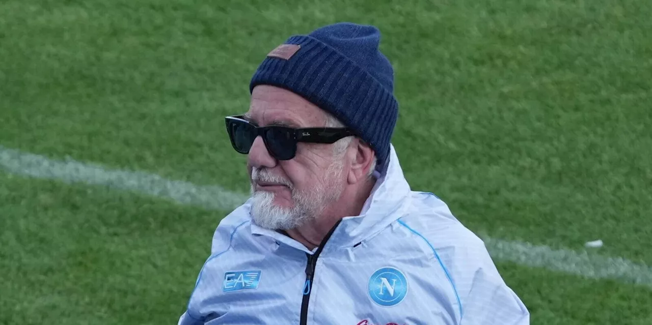 Napoli, quanti applausi per De Laurentiis!