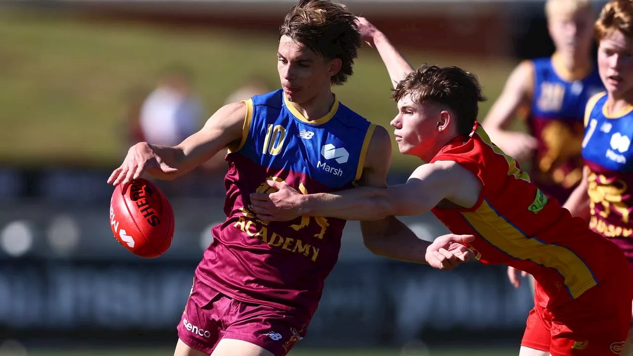 ‘Going to be a talent’: Famous name returns to footy as legend’s son set for VFL debut