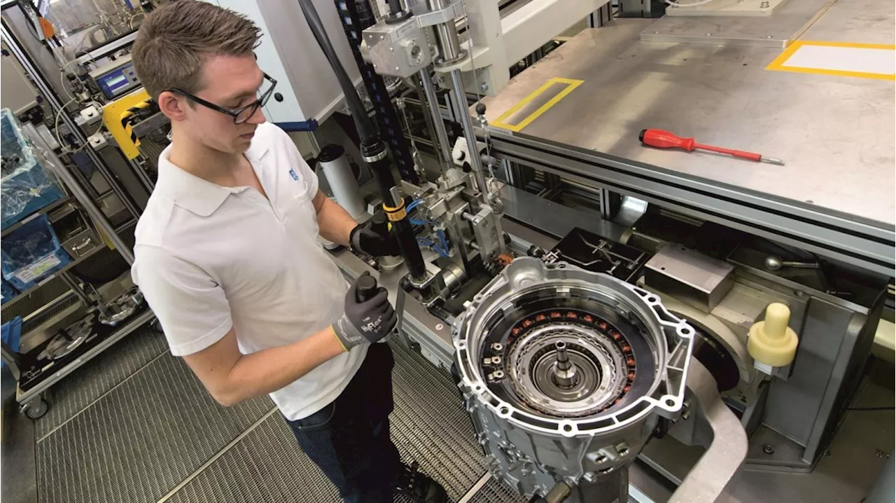 Nach Halbjahreszahlen setzt Autozulieferer ZF strikten Sparkurs fort