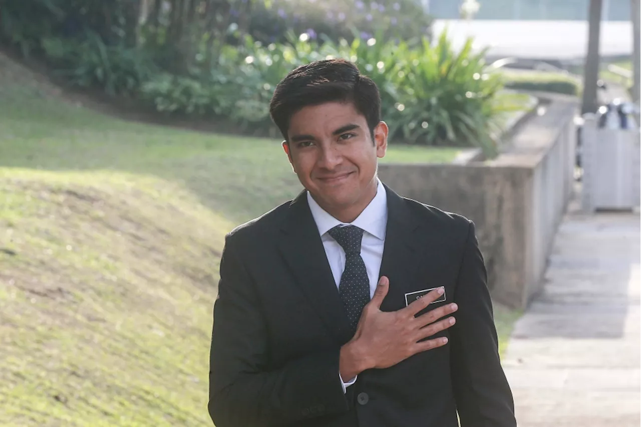 Syed Saddiq’s Era FM stint called off, says scholarship pledge will proceed as planned