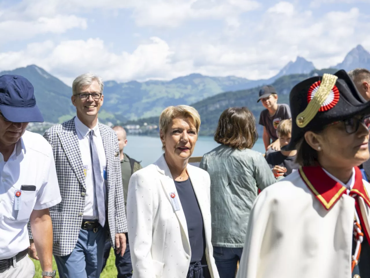 Karin Keller-Sutter: Zoll-Hammer soll Feiertag nicht verderben