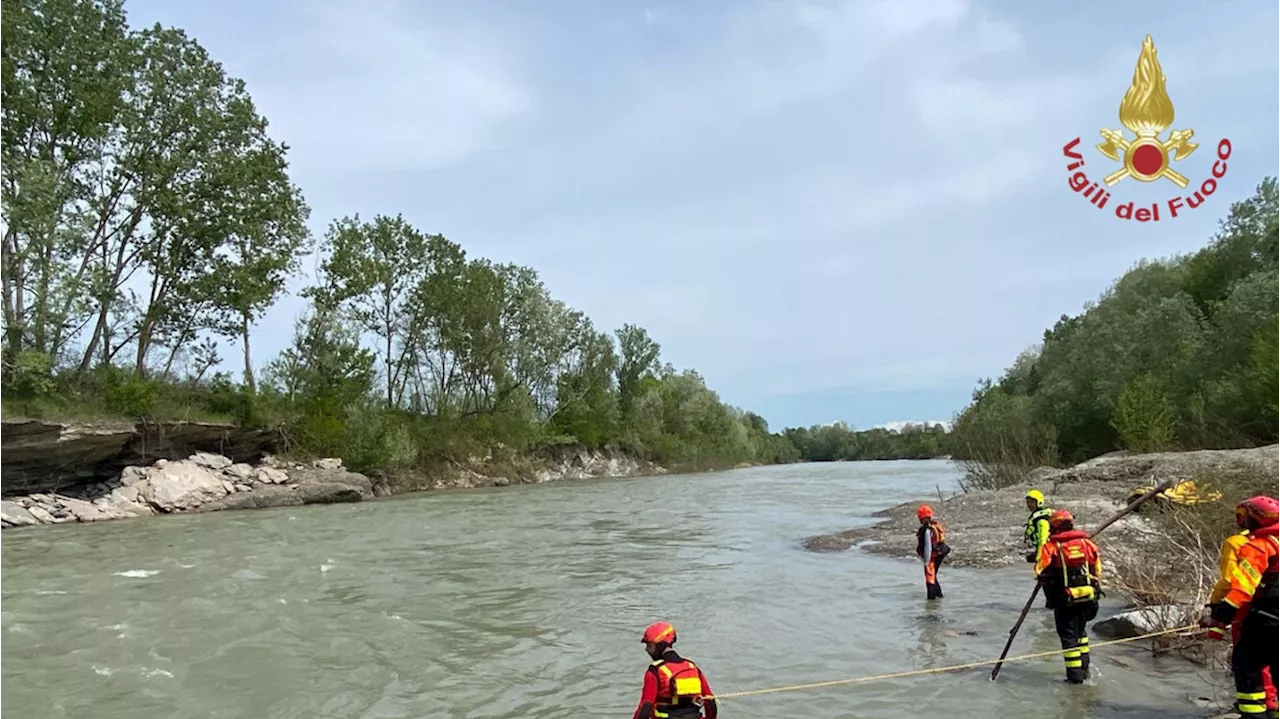 Il 13enne disperso nel Tanaro, fu un amico a gettarlo in acqua