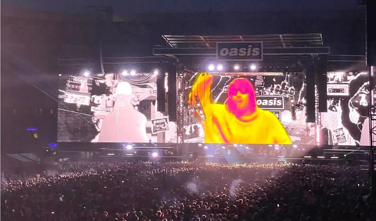 Oasis vuelve a conquistar el Reino Unido con su concierto en Edimburgo