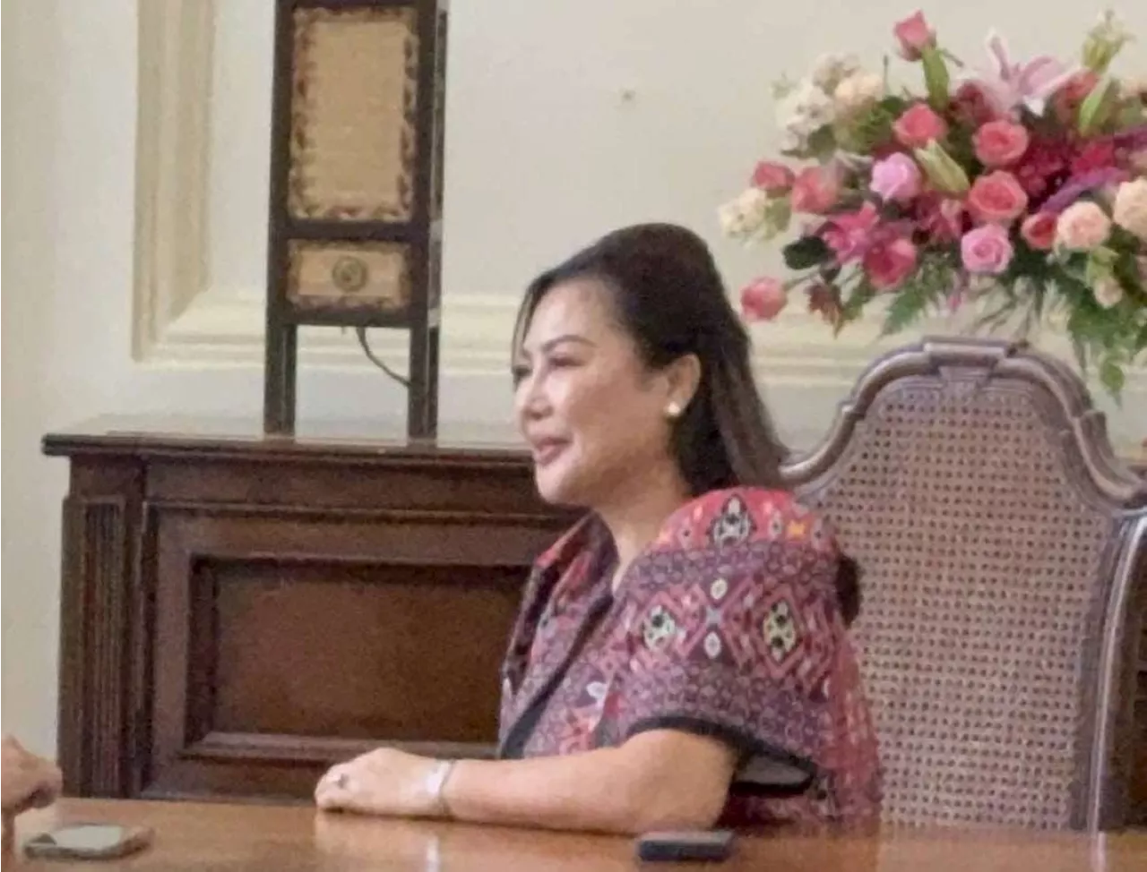 Cebu focuses on hiring specialists, nurses