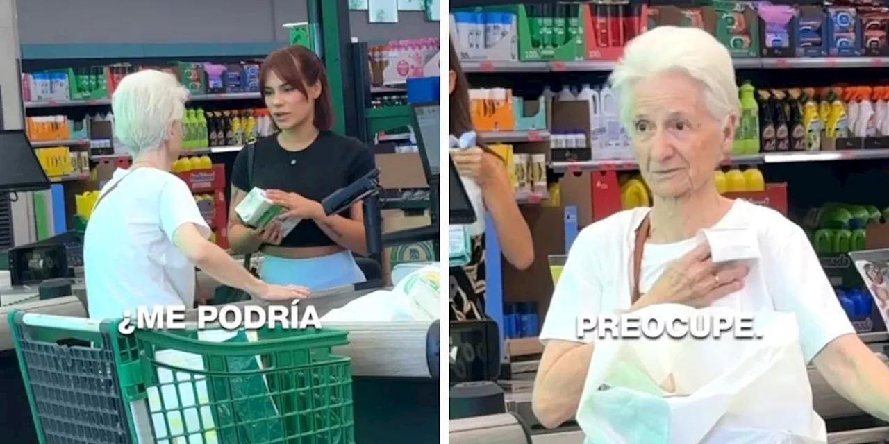 Pregunta a una anciana en la caja de Mercadona si puede pagarle un cartón de leche al no tener dinero y ell...