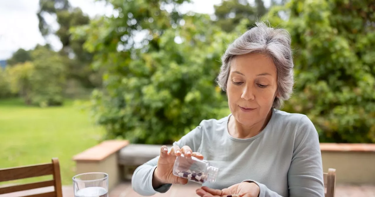 Common painkiller linked to deadly heart failure in older people