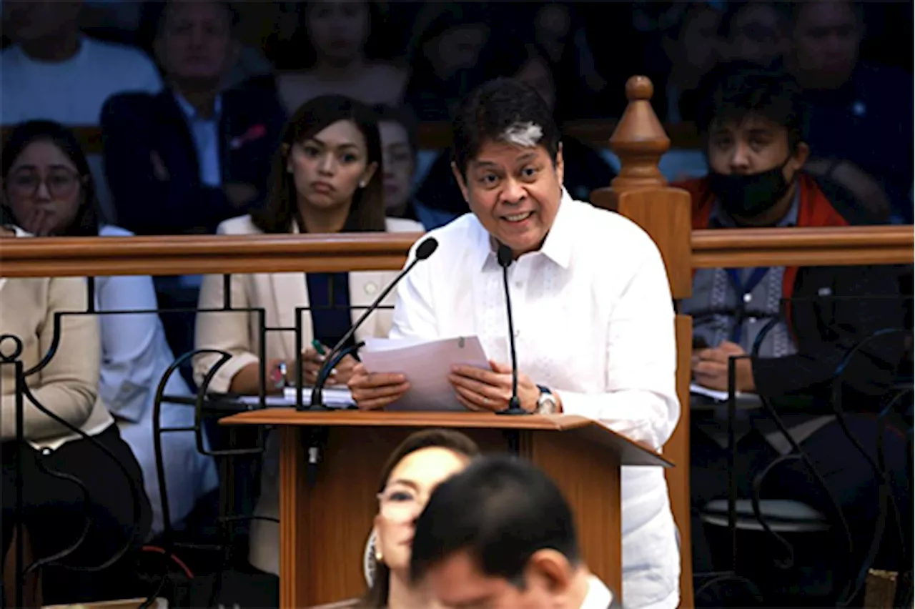 Kiko replaces Robin as Senate constitutional amendments panel chairperson