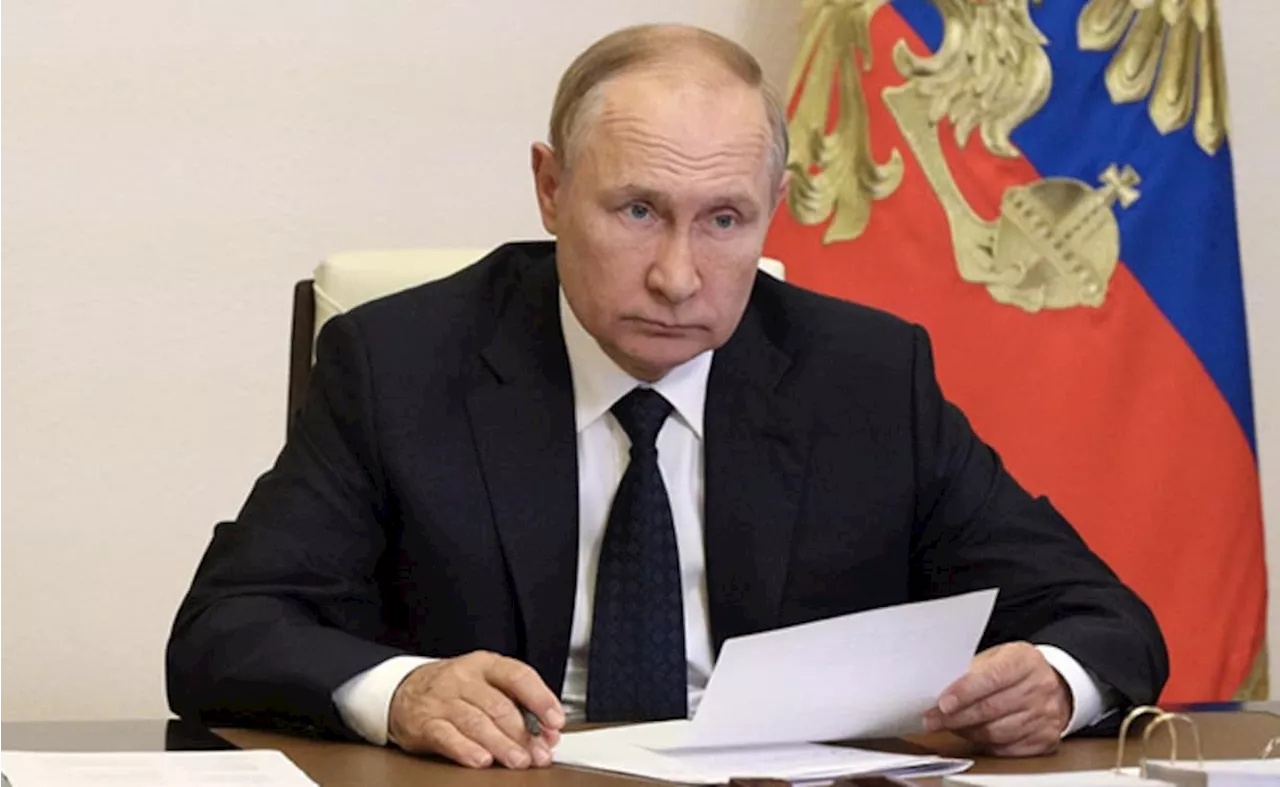 Putin bans foreign-made clothing for Russian army from 2026