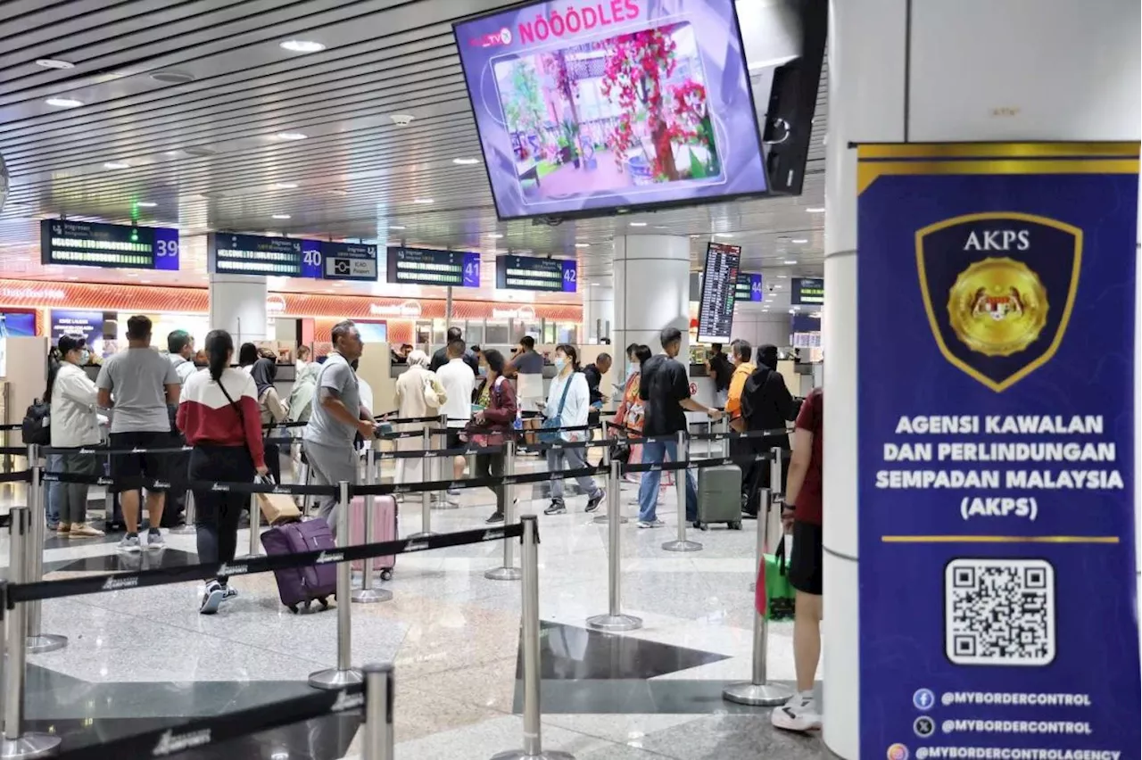Foreign beggars nabbed at KLIA for abusing entry passes