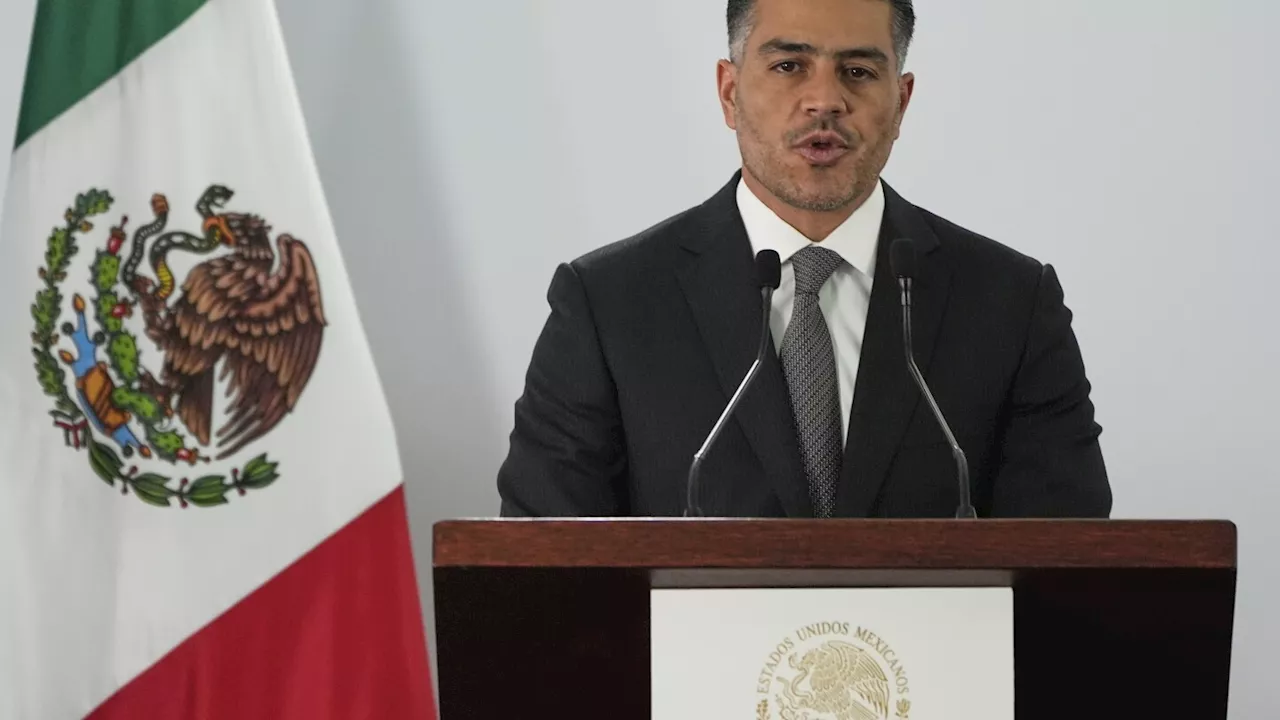 Mexico says 26 capos sent to US were requested by Trump, not part of tariff talks