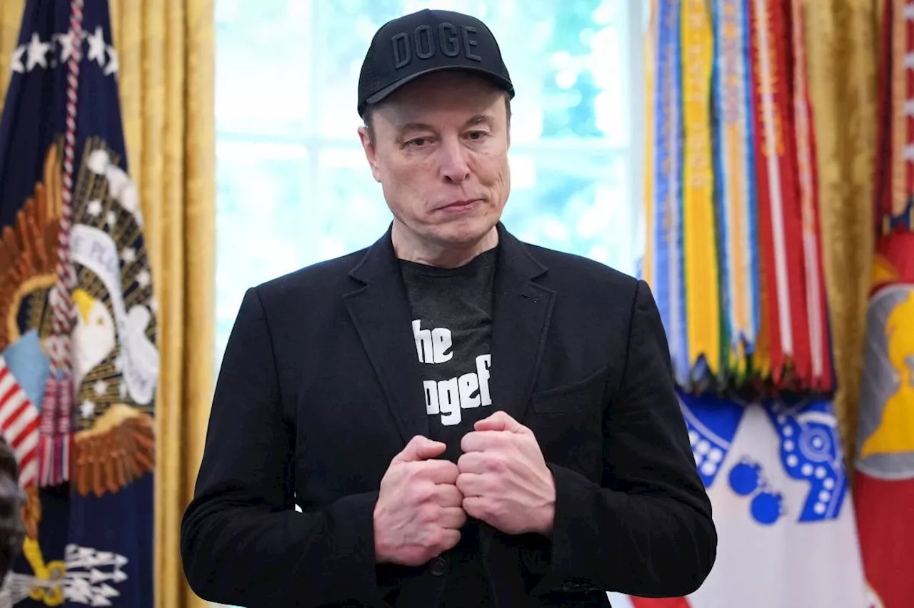 Elon Musk accuses App Store of favoring OpenAI